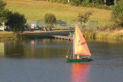 sailing dordogne in Mirror